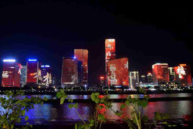 led點光源亮化工程提升城市文化價值_華宇星光電(圖2)